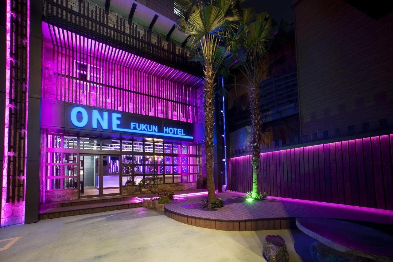 One Fukun Hotel Jiaoxi Esterno foto